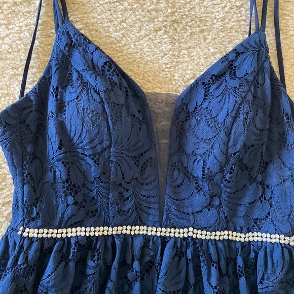 NEW (UNUSED) WOMENS DRESS: NAVY, SIZE 3 HOCO/PARTY - Picture 6 of 8